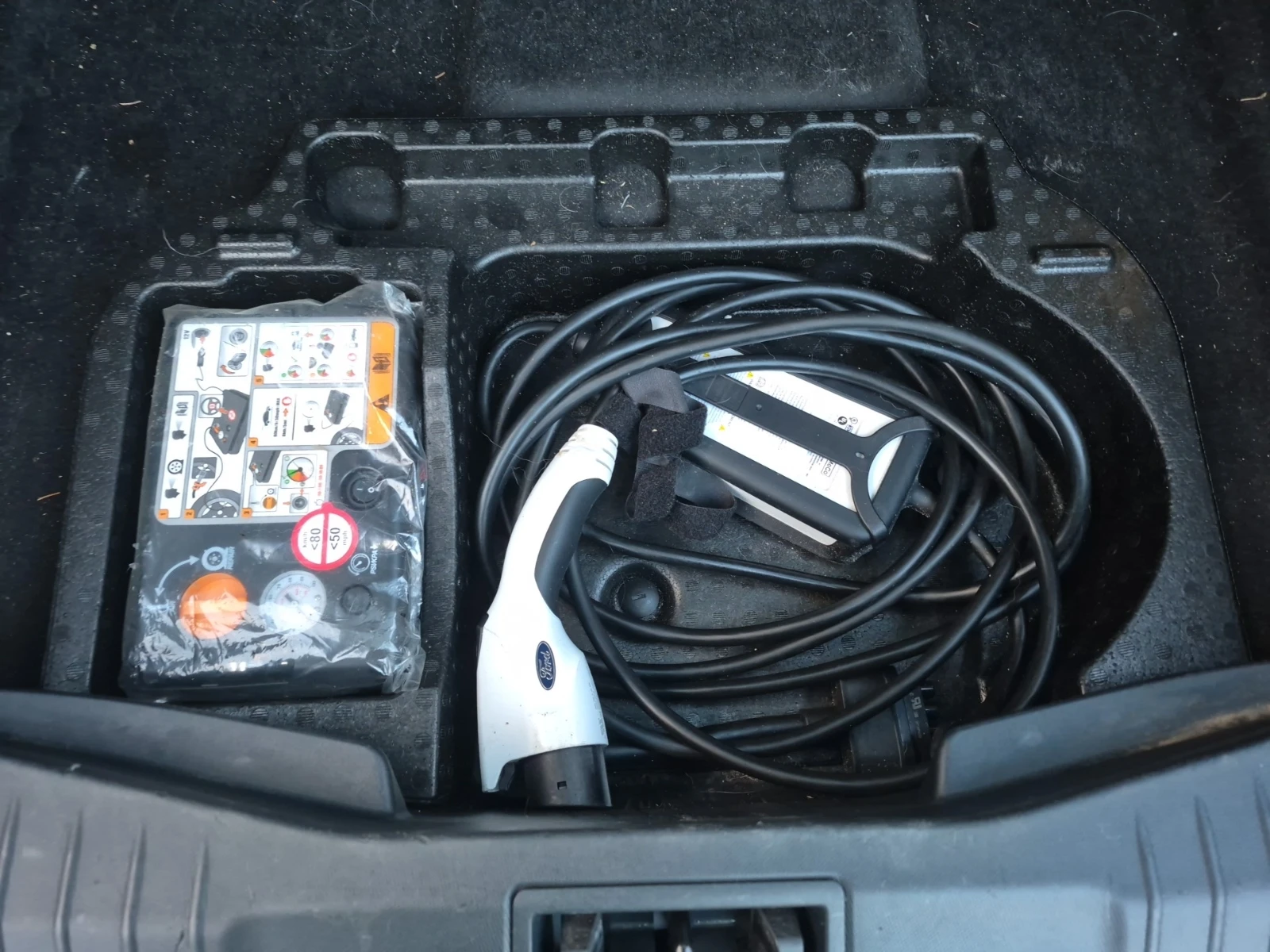 Ford Mustang Mach-E PREMIUM, снимка 17 - Автомобили и джипове - 53761097