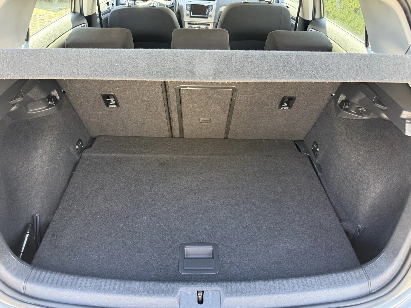 VW Golf 1.6TDI Comfortline., снимка 13 - Автомобили и джипове - 54112023