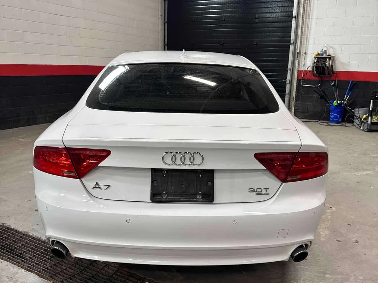 Audi A7 * 3.0 Premium * CARFAX * ЦЕНА ДО БГ, снимка 3 - Автомобили и джипове - 54256456