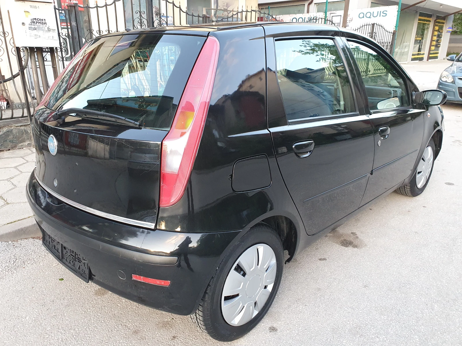 Fiat Punto 1.2i КЛИМАТИК!, снимка 5 - Автомобили и джипове - 54422109