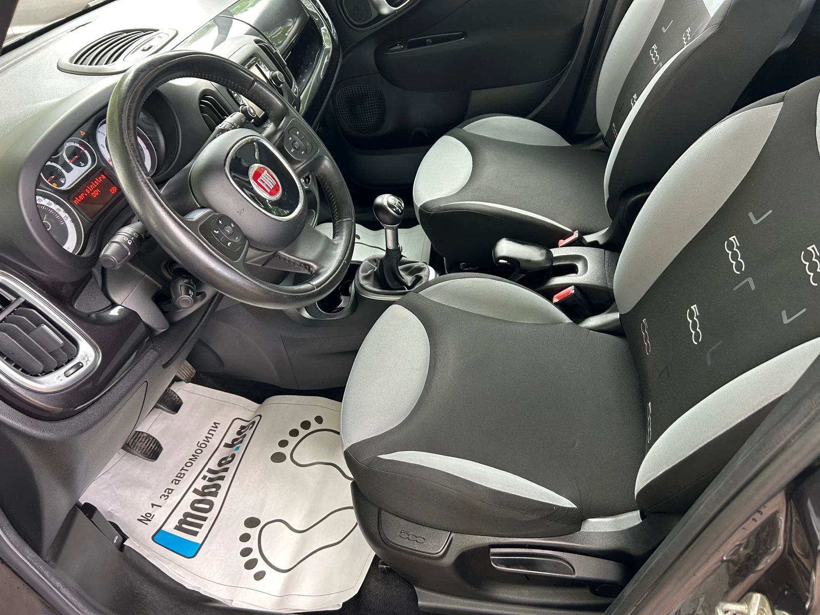 Fiat 500L 1.3 M-JET, снимка 9 - Автомобили и джипове - 54525252