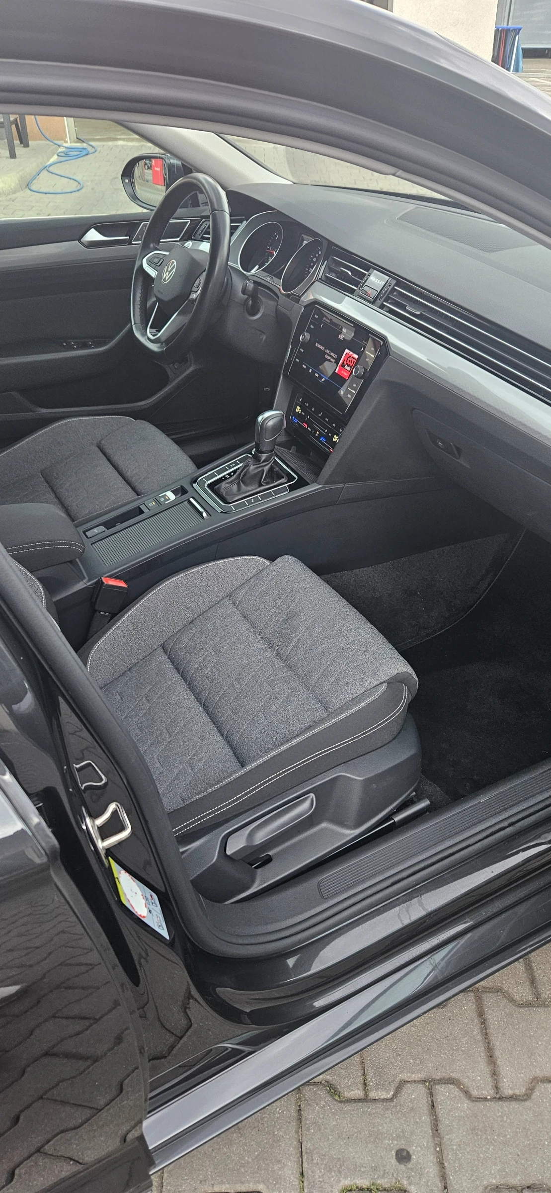 VW Passat, снимка 4 - Автомобили и джипове - 54581773