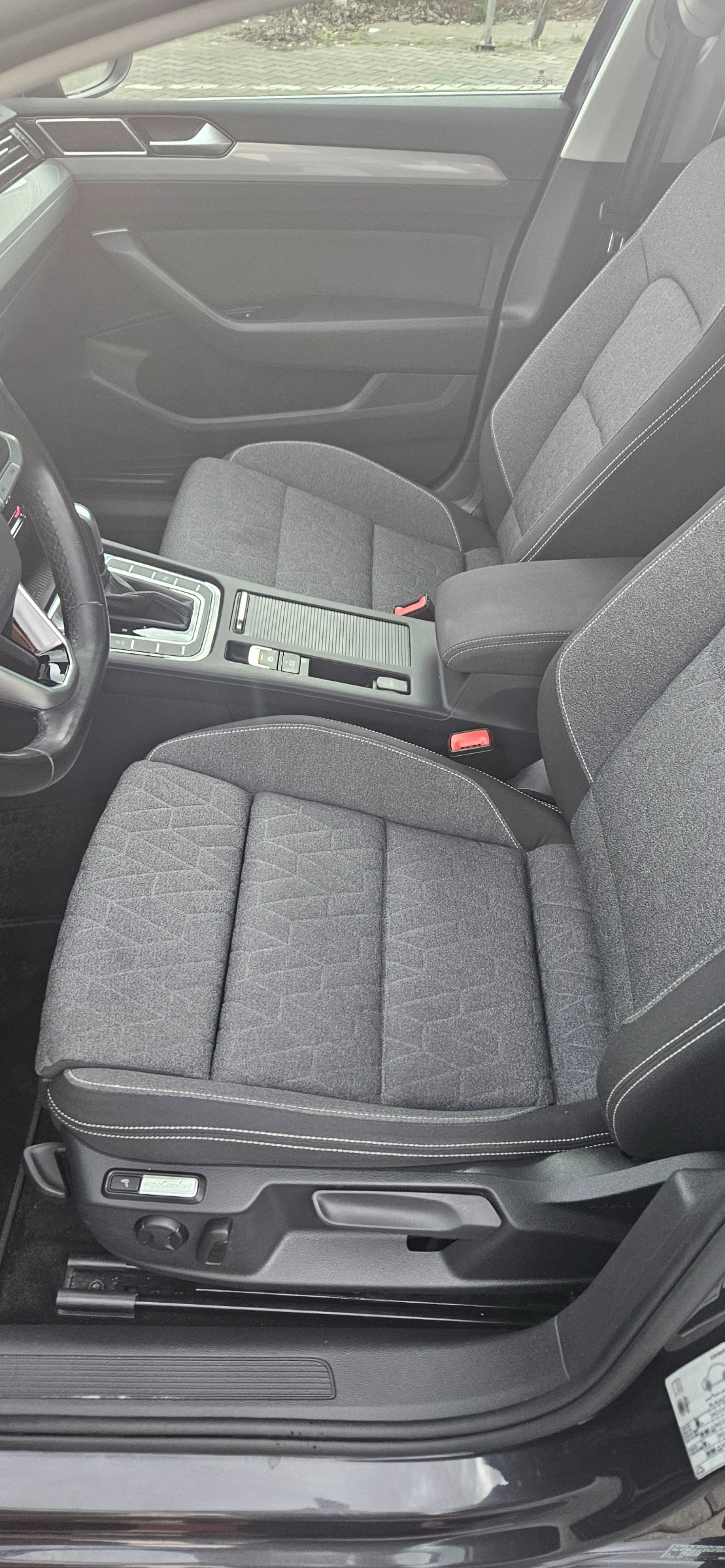 VW Passat, снимка 9 - Автомобили и джипове - 54581773