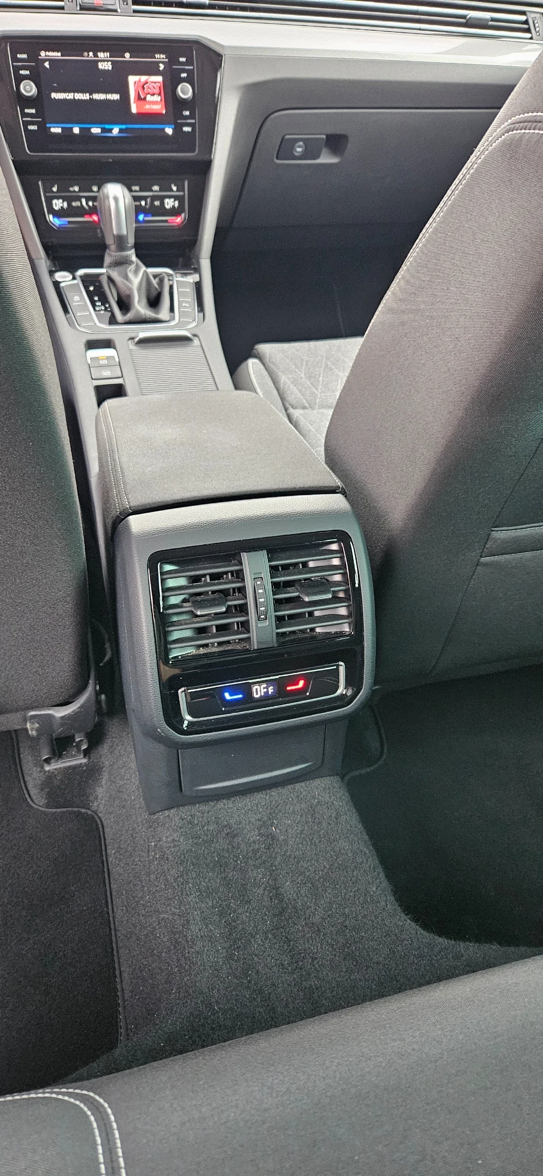 VW Passat, снимка 7 - Автомобили и джипове - 54581773