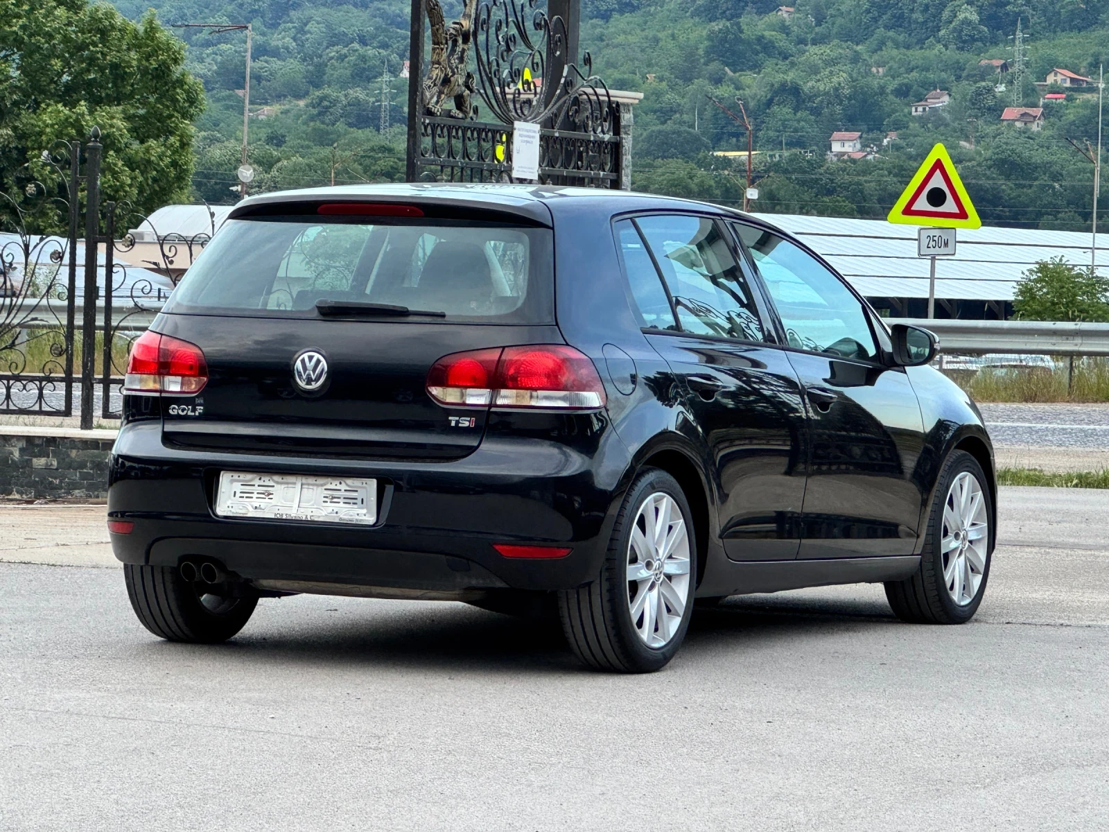 VW Golf 1.4TSI ИТАЛИЯ, снимка 13 - Автомобили и джипове - 54773056