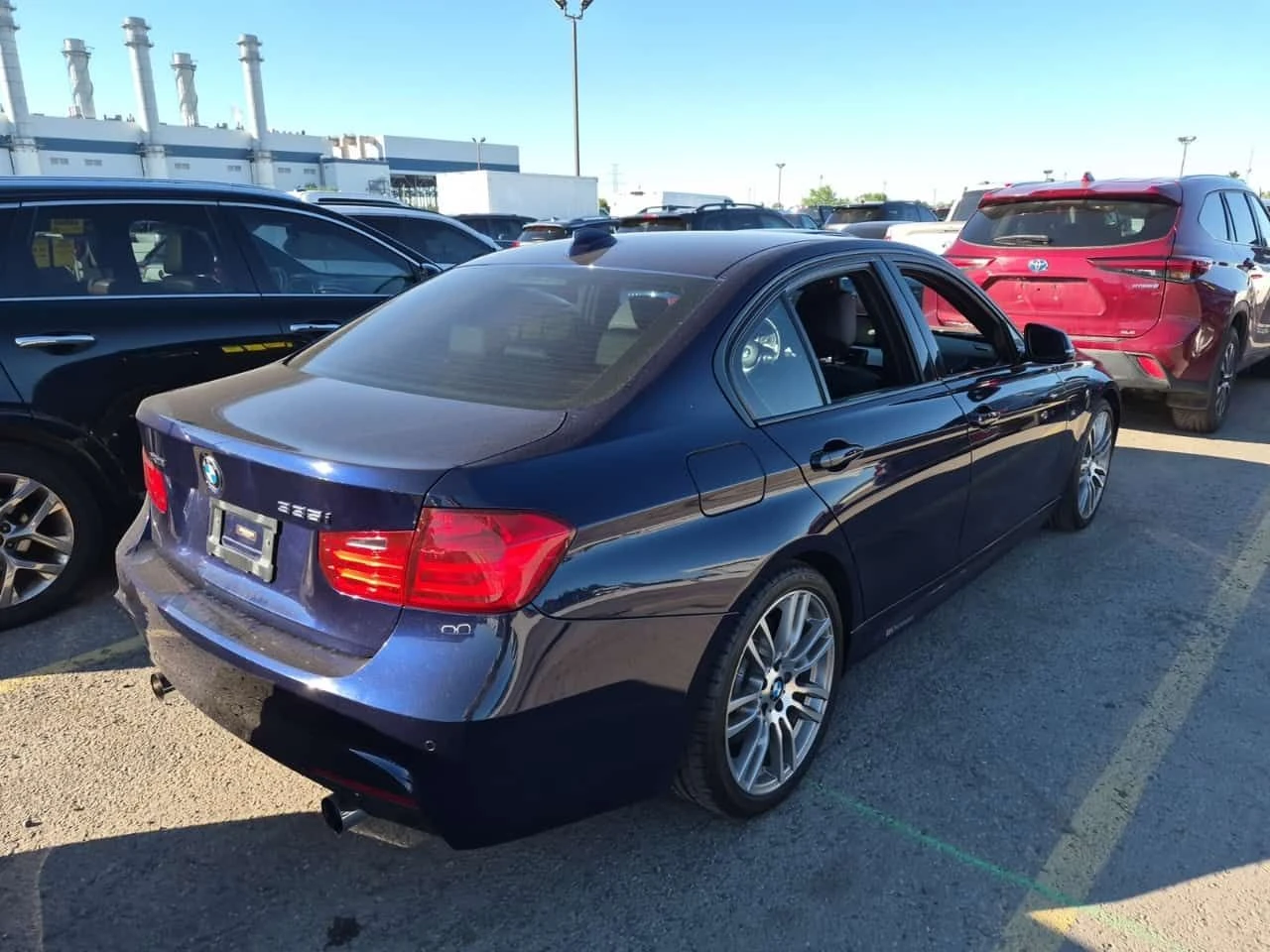 BMW 335 | М ПАКЕТ| ШИБИДАХ| HARMAN/K| ПОДГРЕВИ| 2 КЛЮЧА, снимка 4 - Автомобили и джипове - 55014456