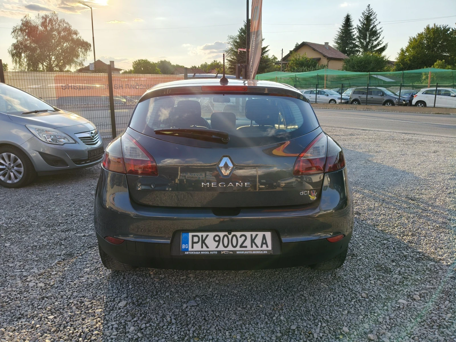 Renault Megane 1.5dci TOP, снимка 6 - Автомобили и джипове - 55193049