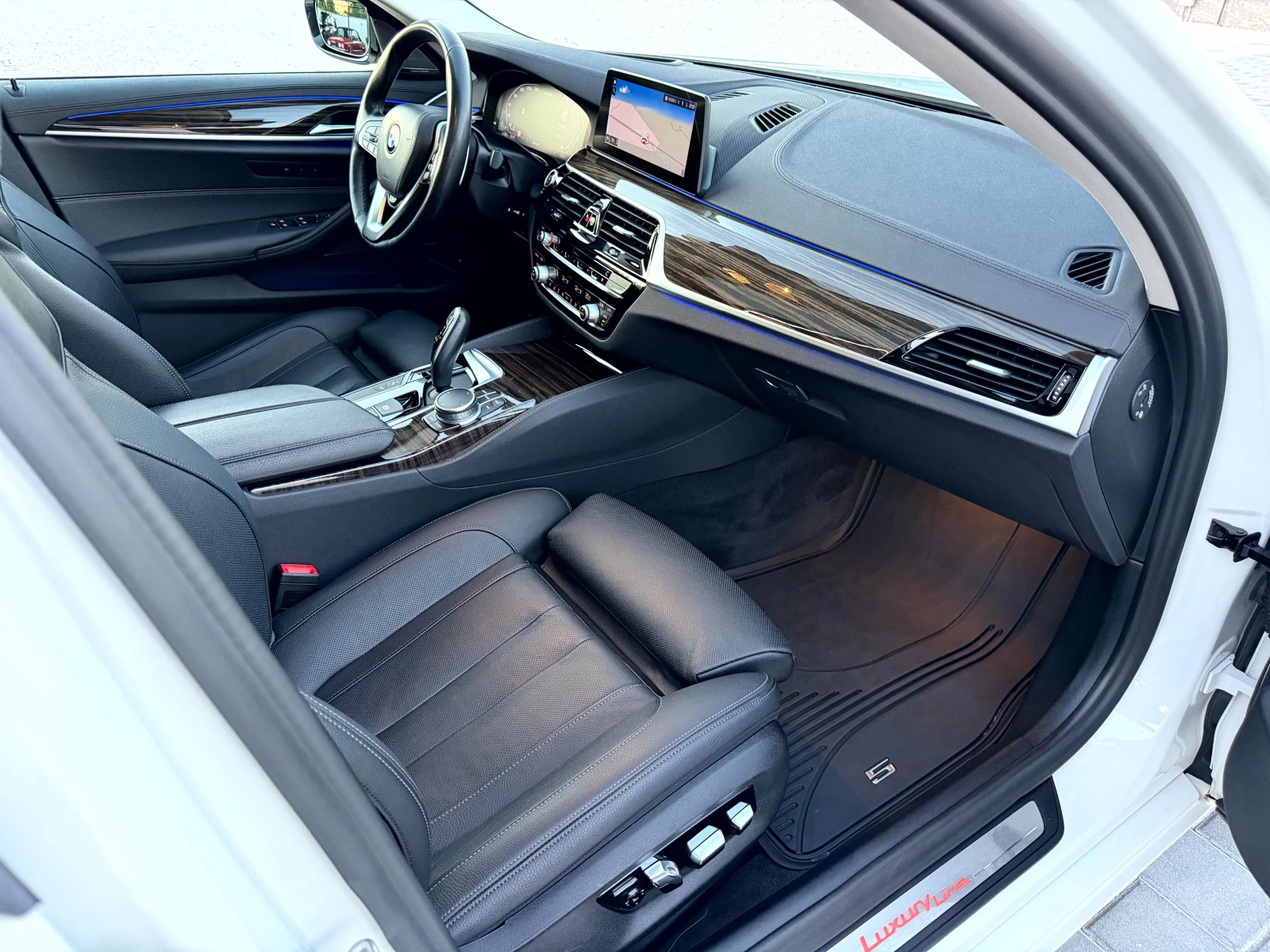 BMW 530 d X-DRIVE LUXURY FULL* ����� �������� �������!! | Mobile.bg � ����������� 10