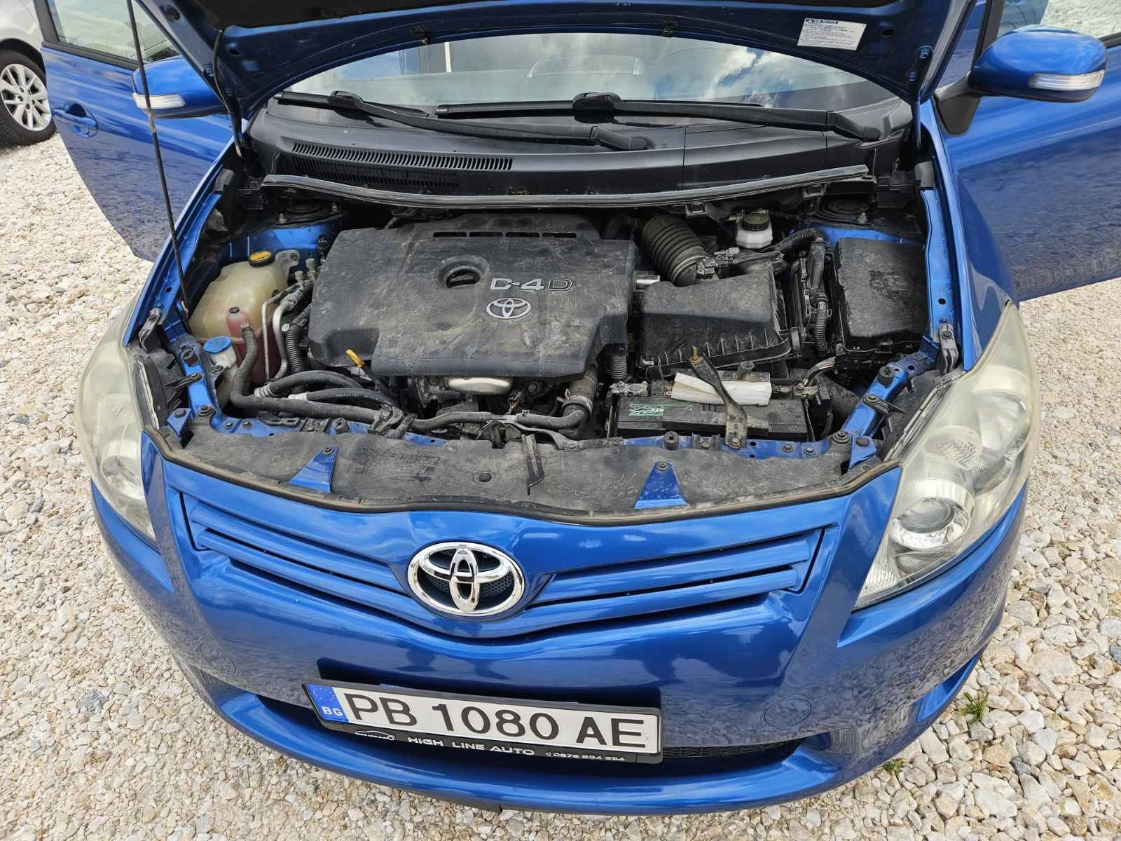 Toyota Auris 2.0 D4D Navi Евро 5, снимка 16 - Автомобили и джипове - 55450921