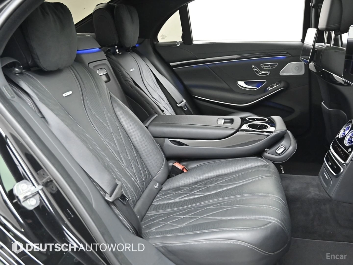 Mercedes-Benz S 63 AMG 4MATIC+ * HUD* МОНИТОРИ* МАСАЖИ* 360* ПАНО, снимка 9 - Автомобили и джипове - 55570723