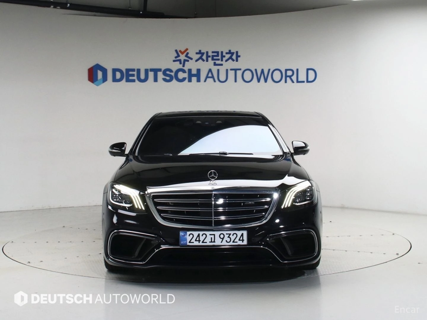 Mercedes-Benz S 63 AMG 4MATIC+ * HUD* МОНИТОРИ* МАСАЖИ* 360* ПАНО