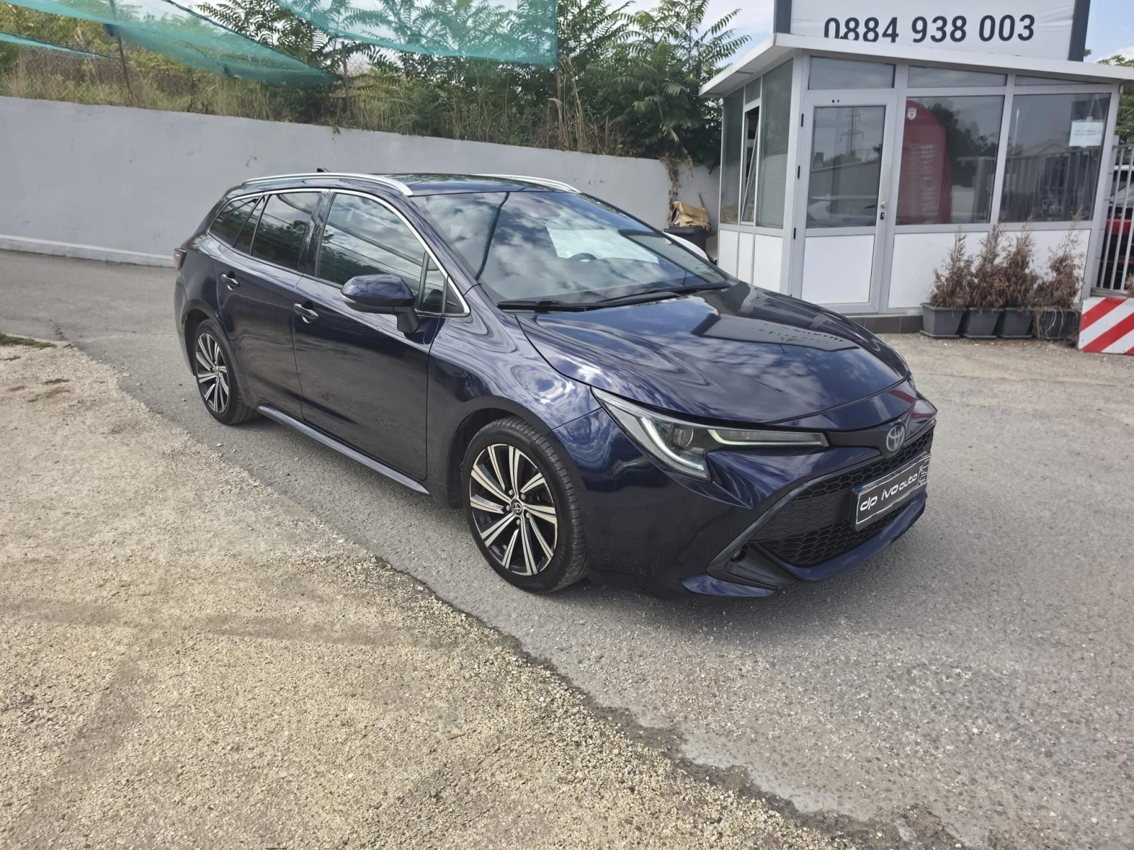 Toyota Corolla SW HYBRID, снимка 7 - Автомобили и джипове - 55920918