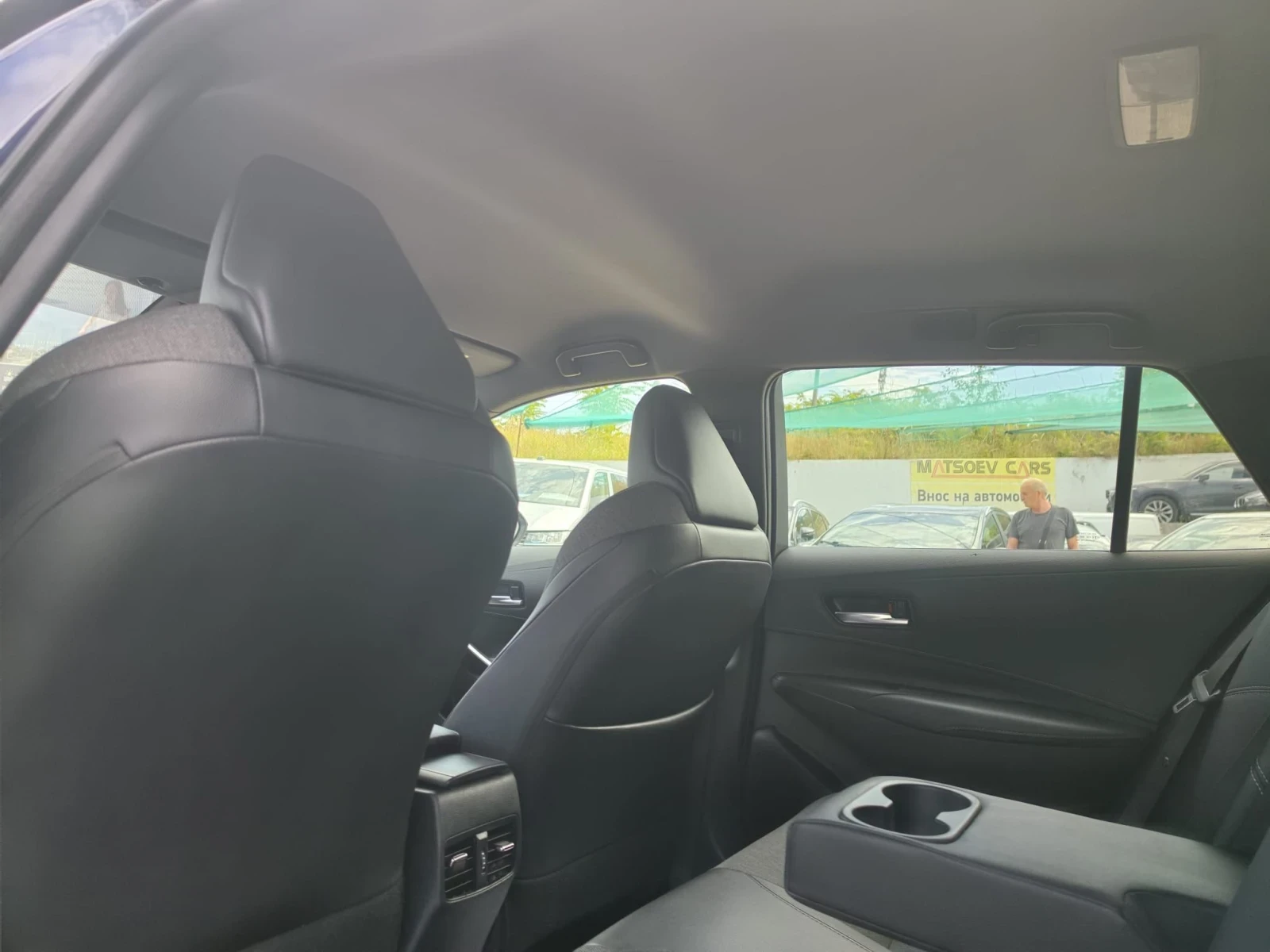 Toyota Corolla SW HYBRID, снимка 12 - Автомобили и джипове - 55920918