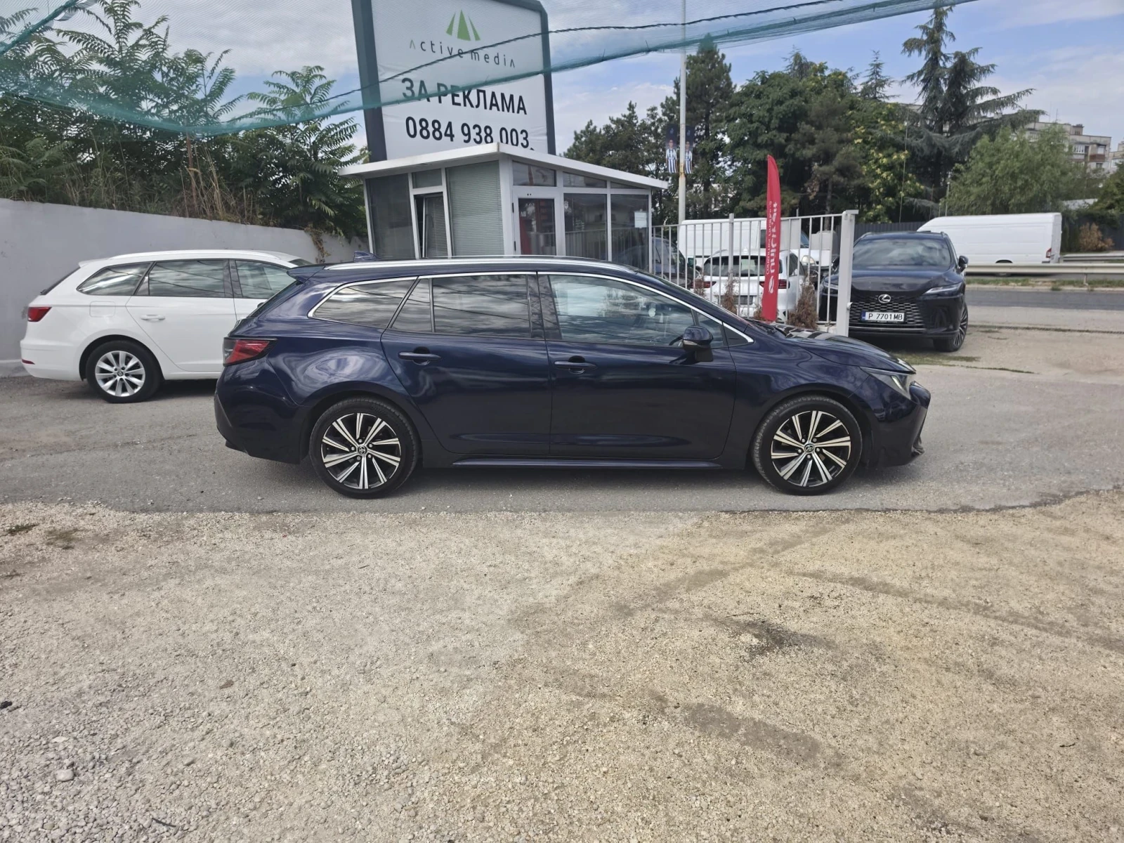Toyota Corolla SW HYBRID, снимка 6 - Автомобили и джипове - 55920918