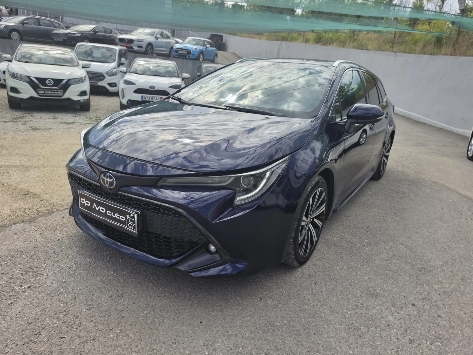 Toyota Corolla SW HYBRID, снимка 14 - Автомобили и джипове - 55920918