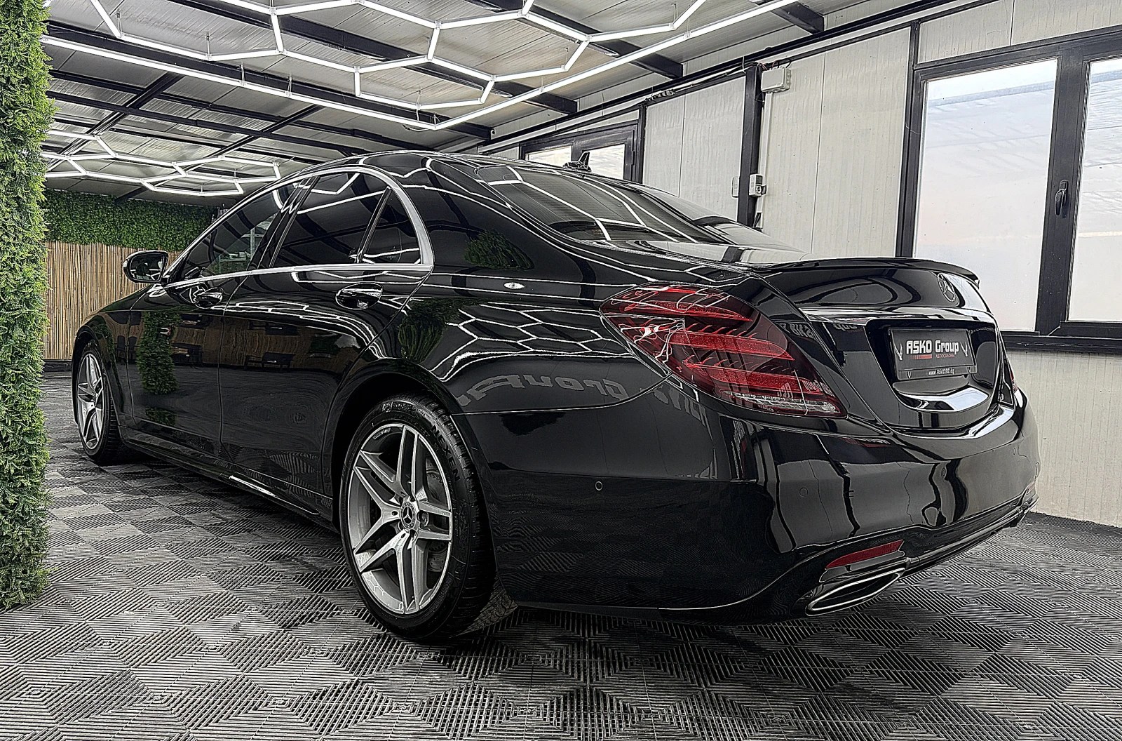 Mercedes-Benz S 350 4-Matic/AMG/PANORAMA/360-kamera/СОБСТВЕН ЛИЗИНГ, снимка 4 - Автомобили и джипове - 55936470