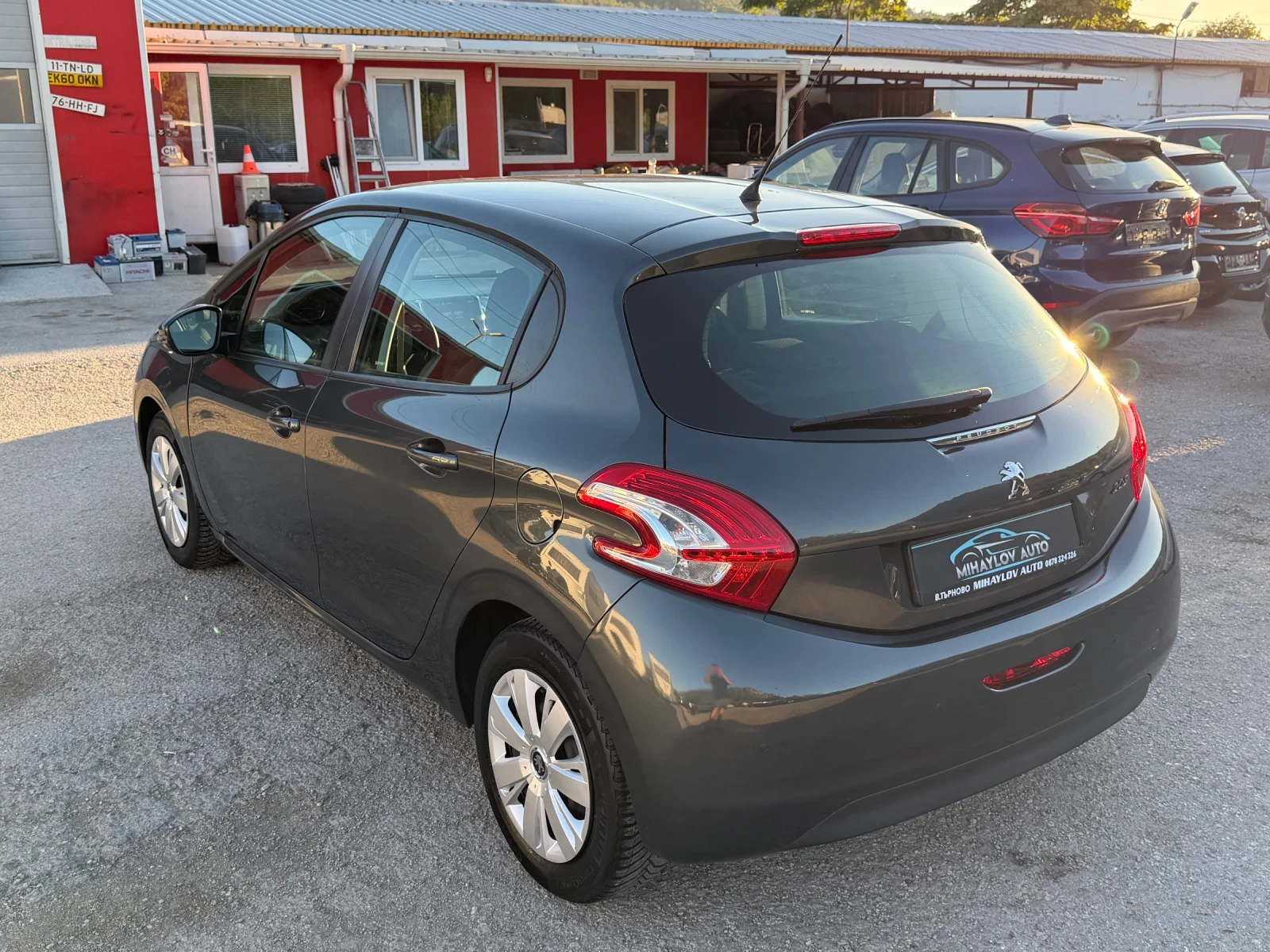 Peugeot 208 1.2i 97 000KM/НОВ ВНОС/ИТАЛИЯ/ПЕРФЕКТНА, снимка 5 - Автомобили и джипове - 55962897