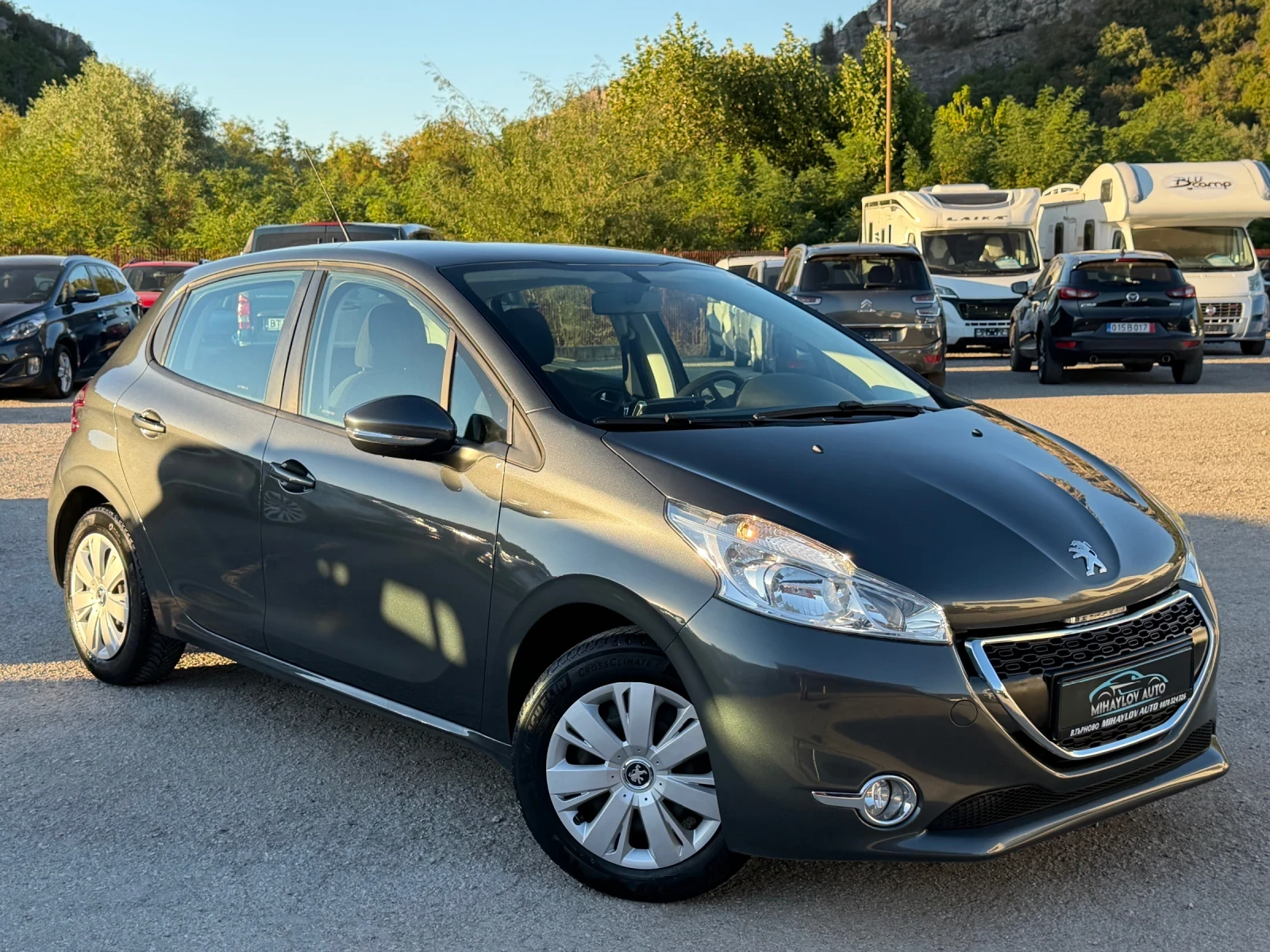 Peugeot 208 1.2i 97 000KM/НОВ ВНОС/ИТАЛИЯ/ПЕРФЕКТНА