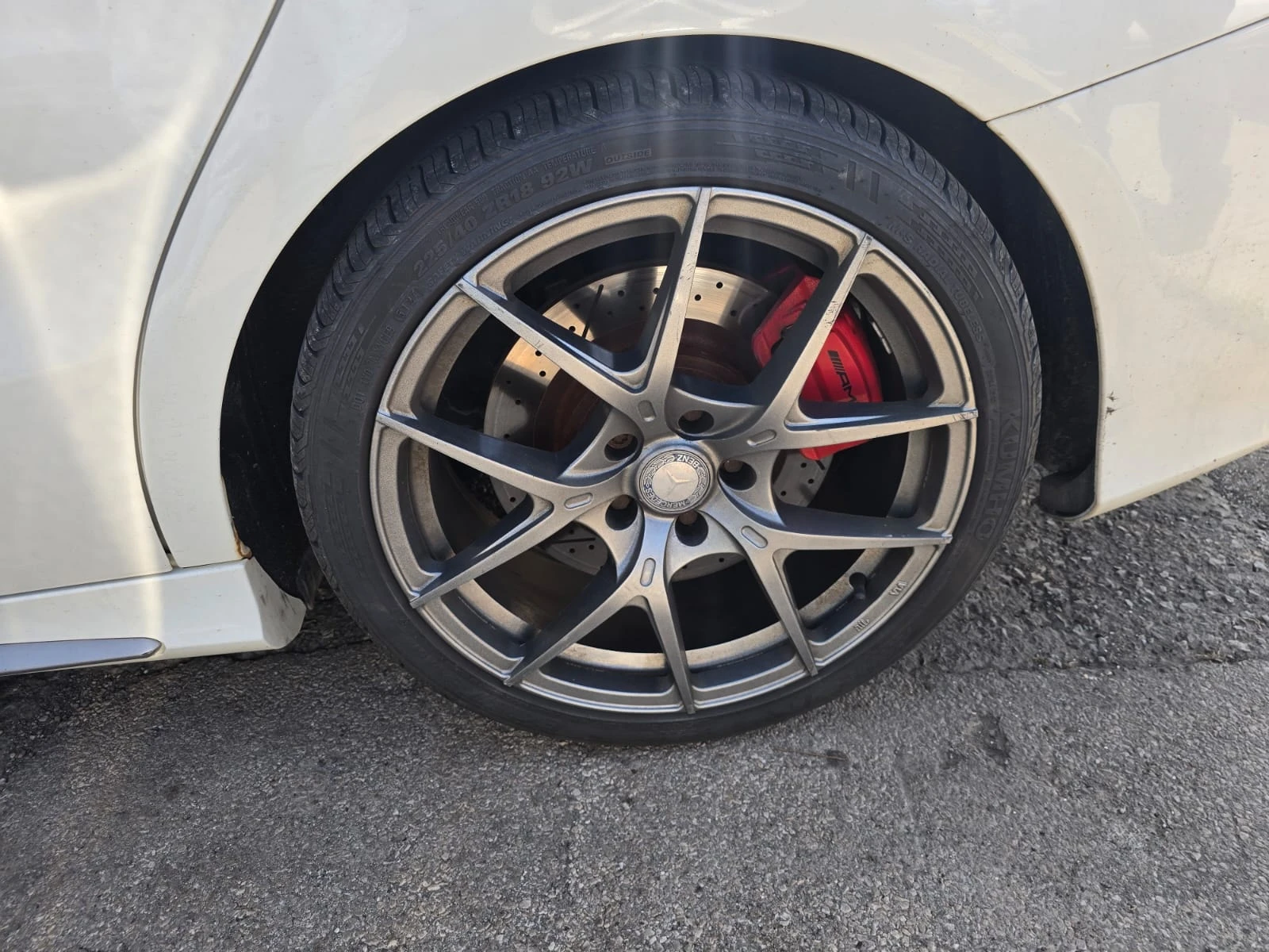 Mercedes-Benz CLA 45 AMG 4MATIC * CARPLAY* ПАНОРАМА* ПОДГРЕВИ* , снимка 12 - Автомобили и джипове - 56056489