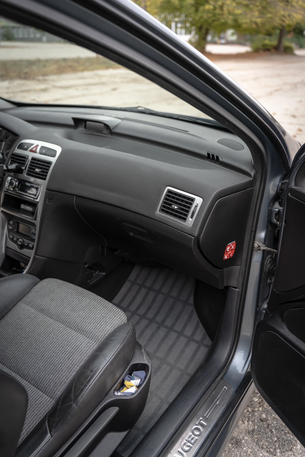 Peugeot 307, снимка 15 - Автомобили и джипове - 56554335