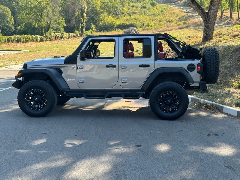 Jeep Wrangler Unlimited Sport, снимка 3 - Автомобили и джипове - 51259684