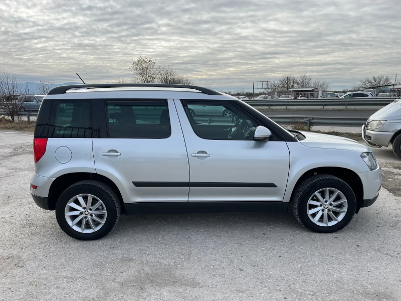 Skoda Yeti 2.0tdi 150кс 4х4 Автомат, снимка 4 - Автомобили и джипове - 48100631