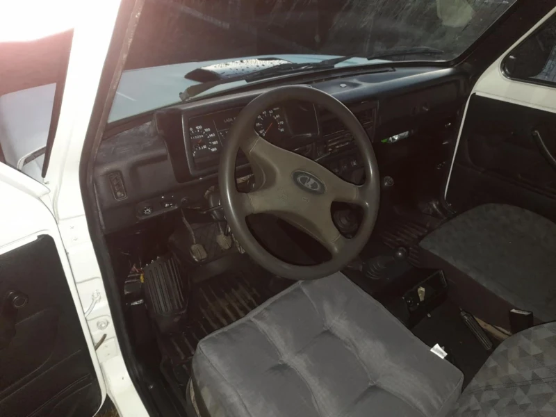Lada Niva, снимка 6 - Автомобили и джипове - 52160217
