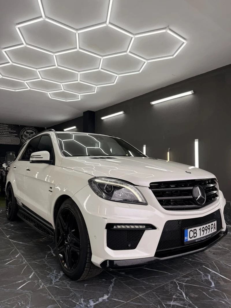 Mercedes-Benz ML 63 AMG, снимка 2 - Автомобили и джипове - 52892171