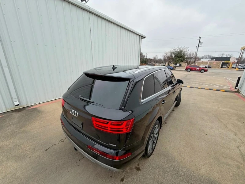 Audi Q7, снимка 4 - Автомобили и джипове - 53223333