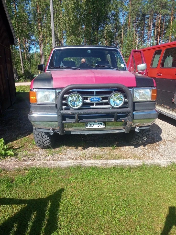 Ford Bronco 5.0 - изображение 2