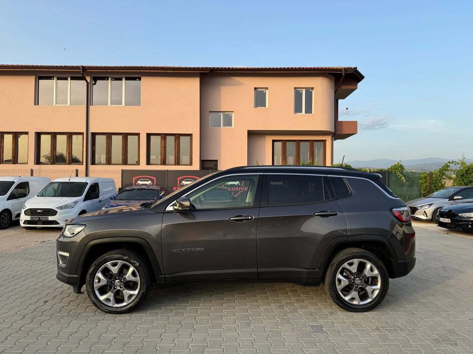 Jeep Compass LIMITED AVTOMAT 4x4 FULL EKSTRA - изображение 2