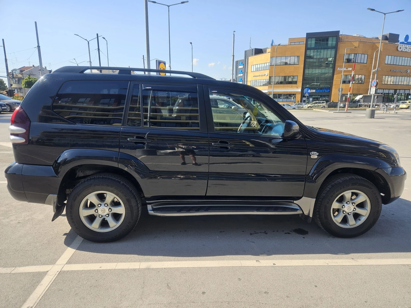 Toyota Land cruiser 120