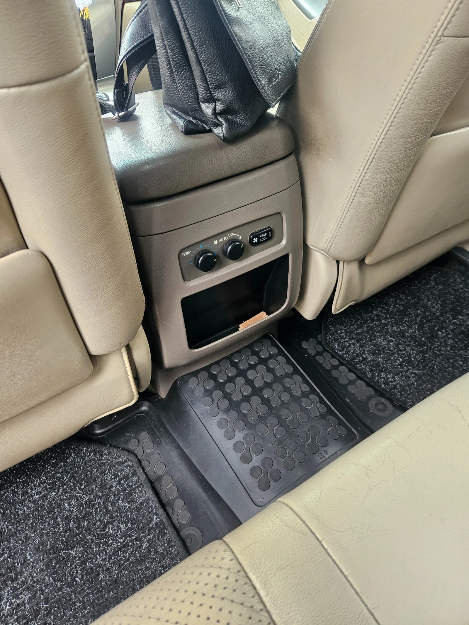 Toyota Land cruiser 120 - изображение 5