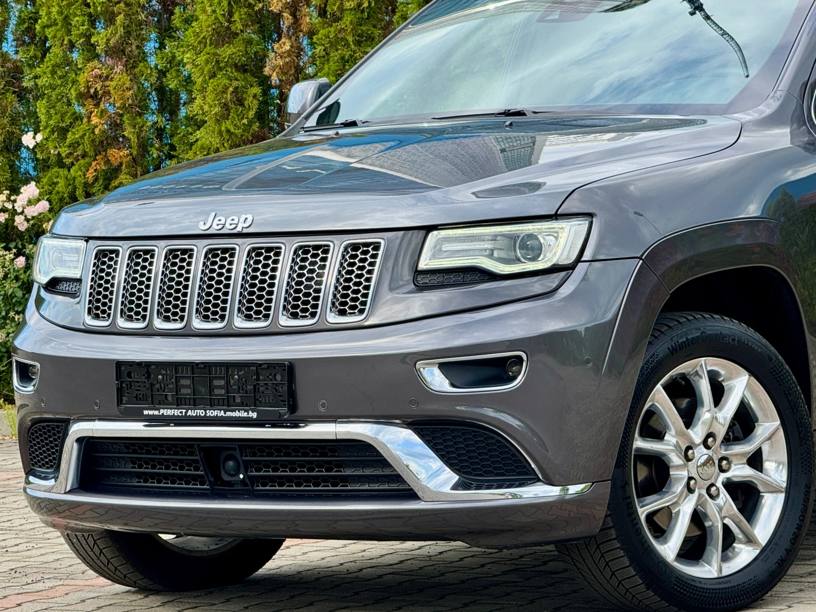 Jeep Grand cherokee SUMMIT-KEYLESS-ПОДГРЕВ-ПАНОРАМA-УНИКАТ-187Х.КМ - изображение 2