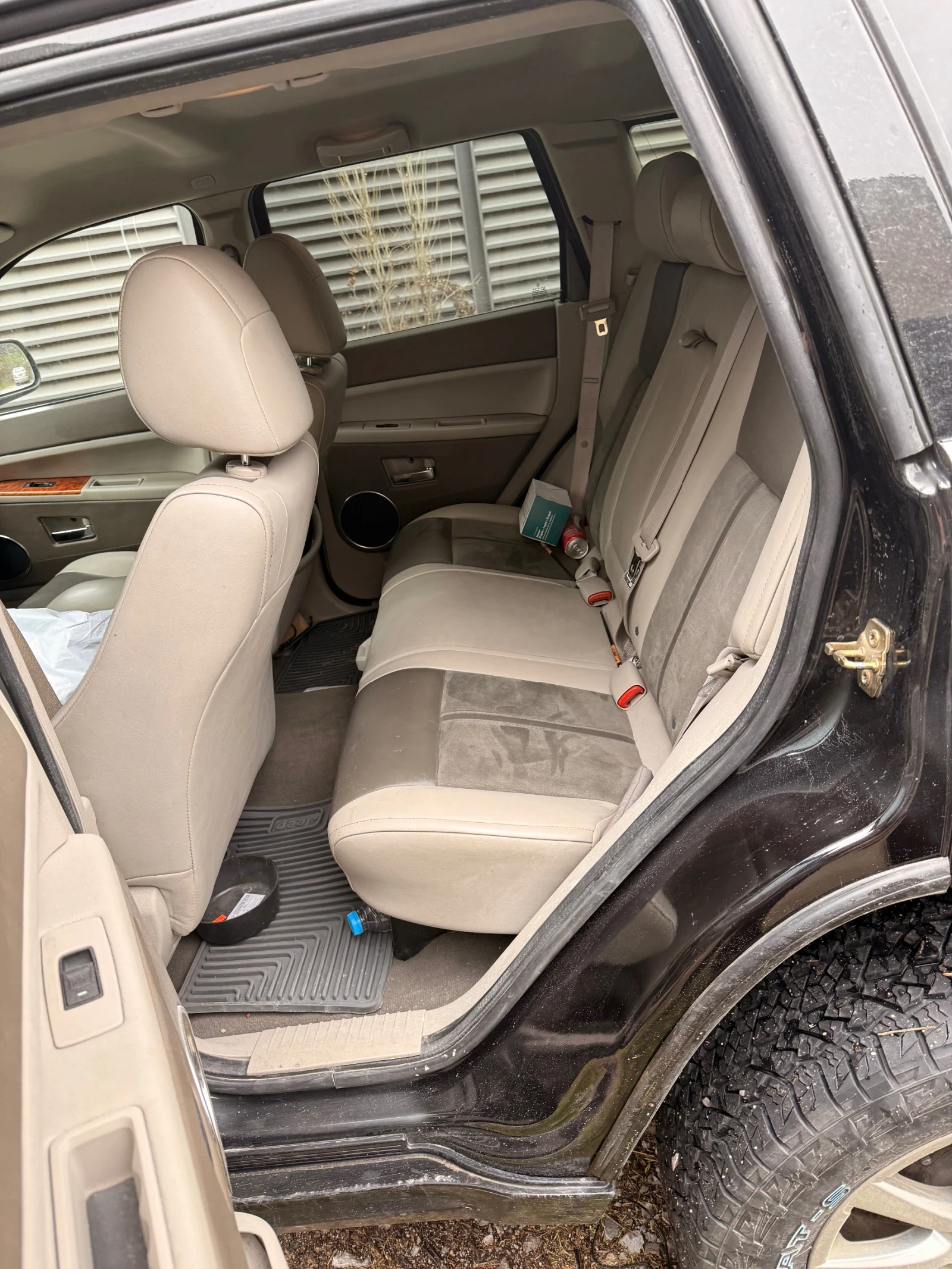 Jeep Grand cherokee 3.0 CRD Overland , снимка 17 - Автомобили и джипове - 53962457
