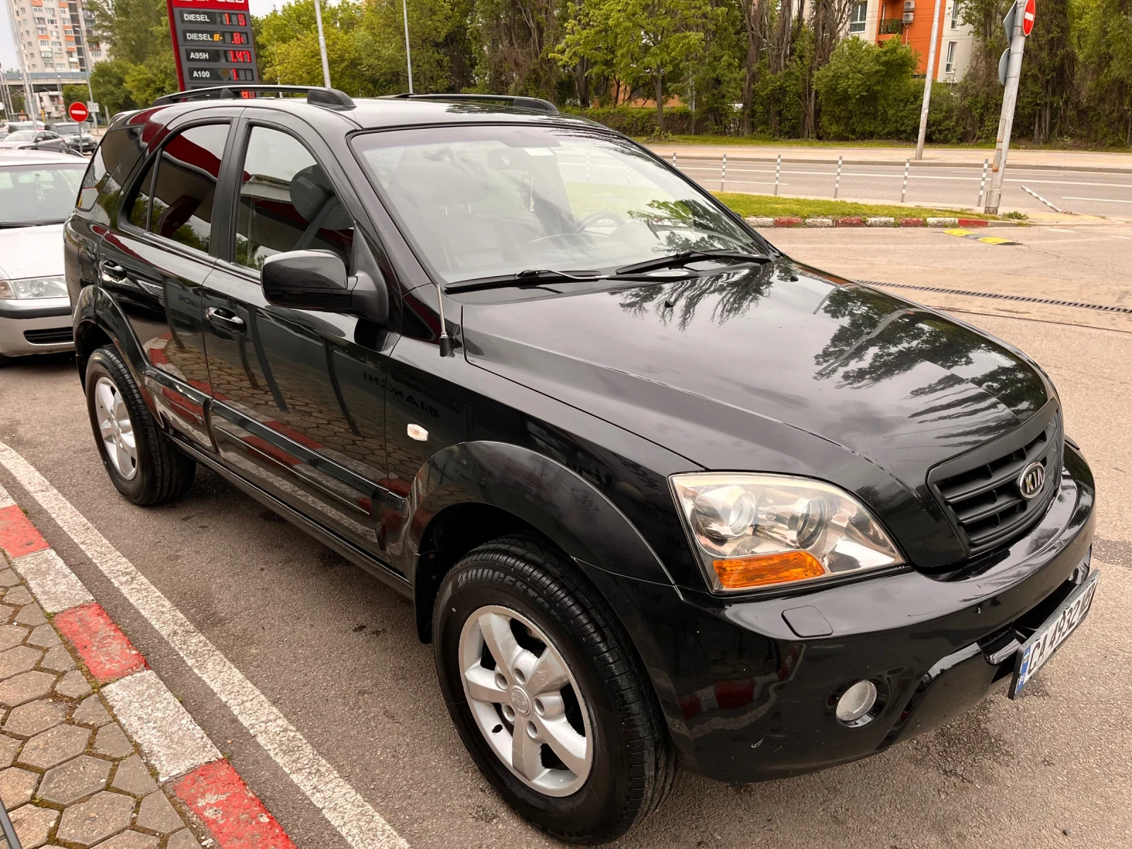 Kia Sorento 2.5, снимка 4 - Автомобили и джипове - 54809376