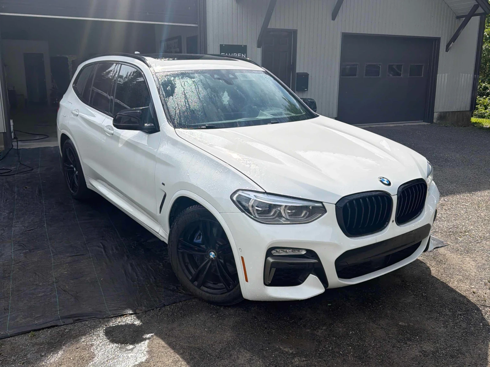 BMW X3 M40i* CARFAX* ПАНОРАМА* HUD* HARMAN KARDON, снимка 2 - Автомобили и джипове - 55036232