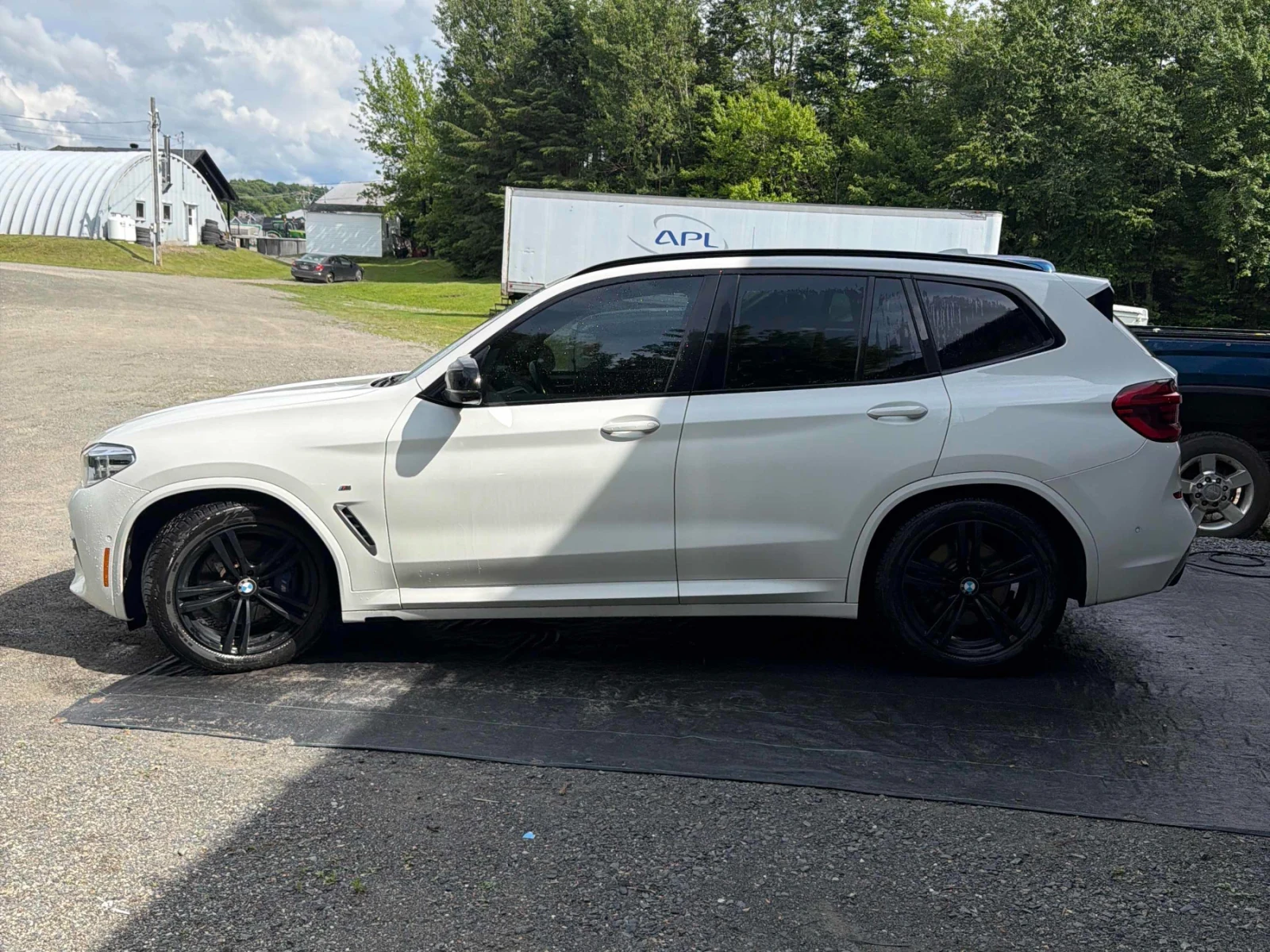 BMW X3 M40i* CARFAX* ПАНОРАМА* HUD* HARMAN KARDON, снимка 3 - Автомобили и джипове - 55036232