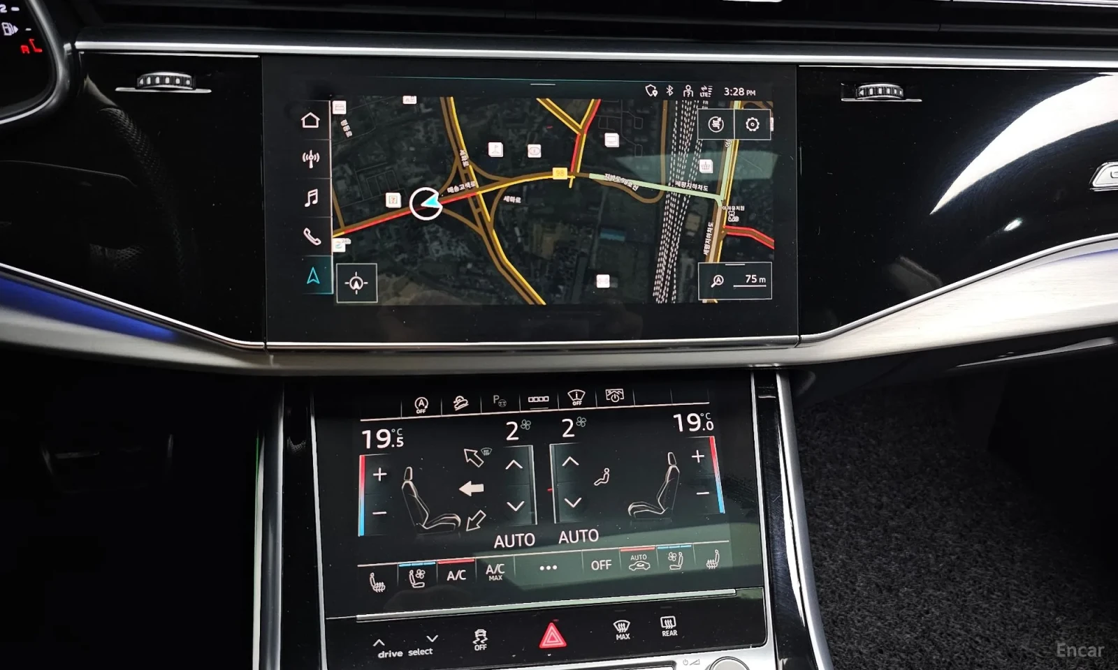 Audi Q8 HEAD UP/PANORAMA/360CAM/, снимка 13 - Автомобили и джипове - 55176696