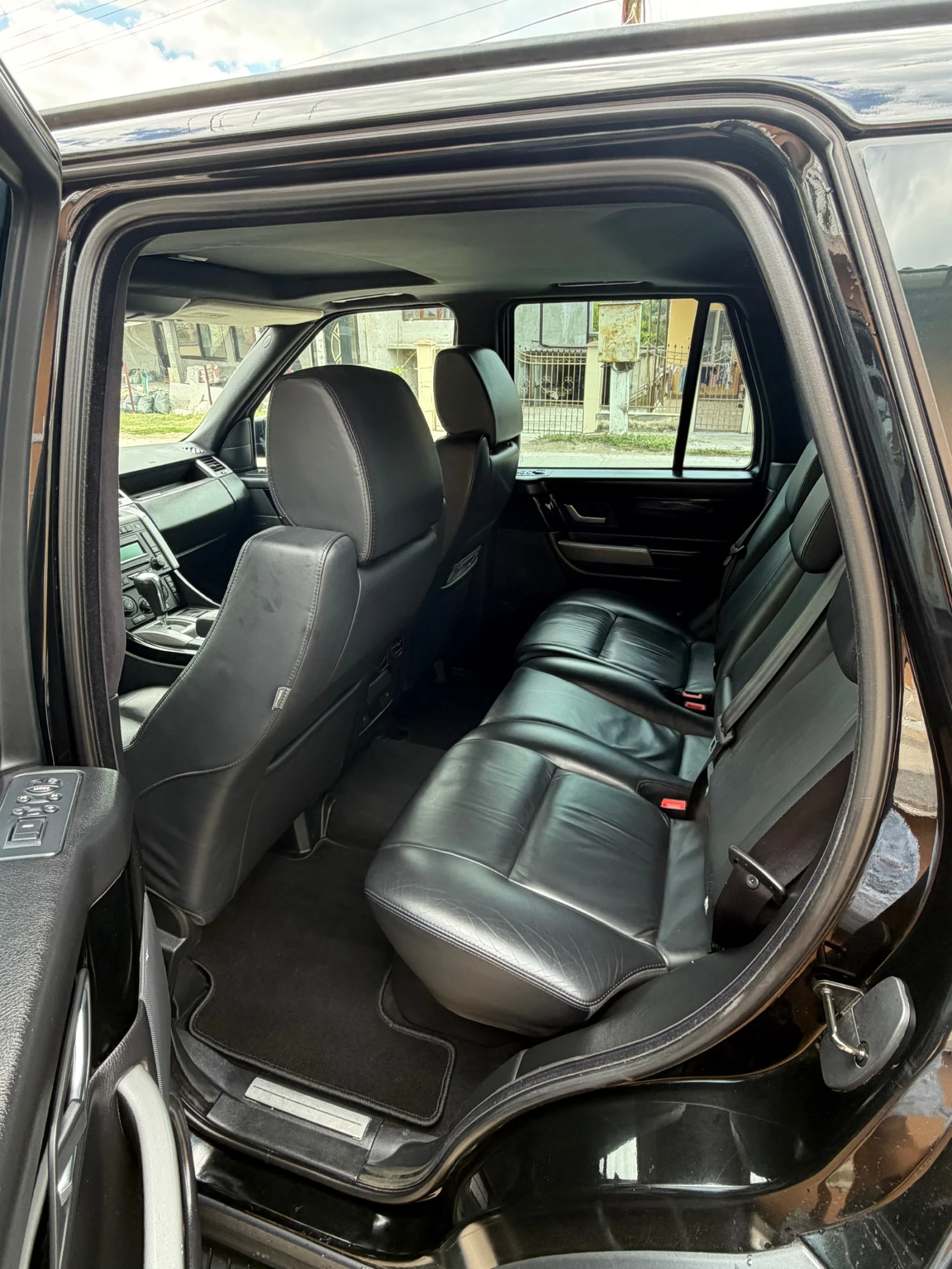 Land Rover Range Rover Sport 3.6 TDV8, снимка 8 - Автомобили и джипове - 55261836