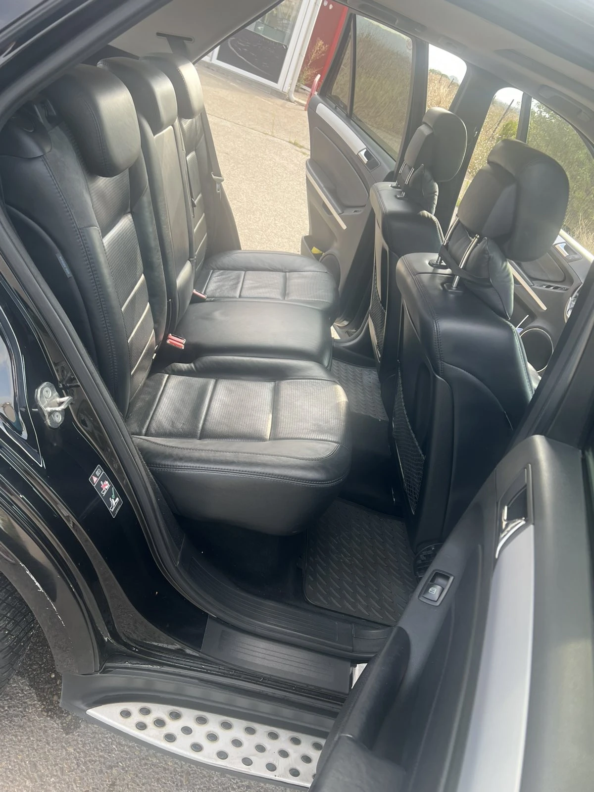 Mercedes-Benz ML 63 AMG Гаражен-Уникат-Тунинг, снимка 14 - Автомобили и джипове - 55667508