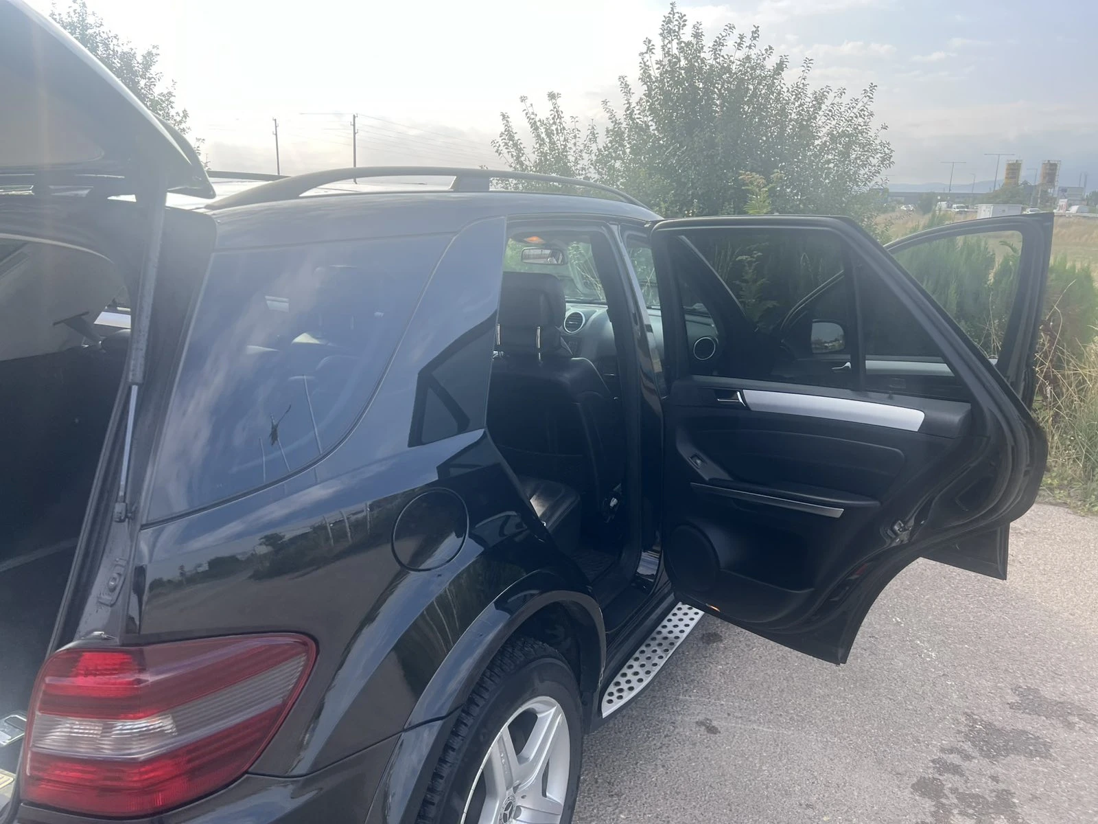 Mercedes-Benz ML 63 AMG Гаражен-Уникат-Тунинг, снимка 2 - Автомобили и джипове - 55667508