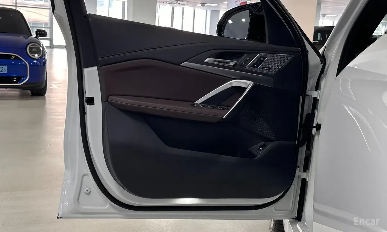 BMW X1 M35i* HARMON* KARDON* ХЕДЪП* 360КАМЕРА* , снимка 6 - Автомобили и джипове - 56129877