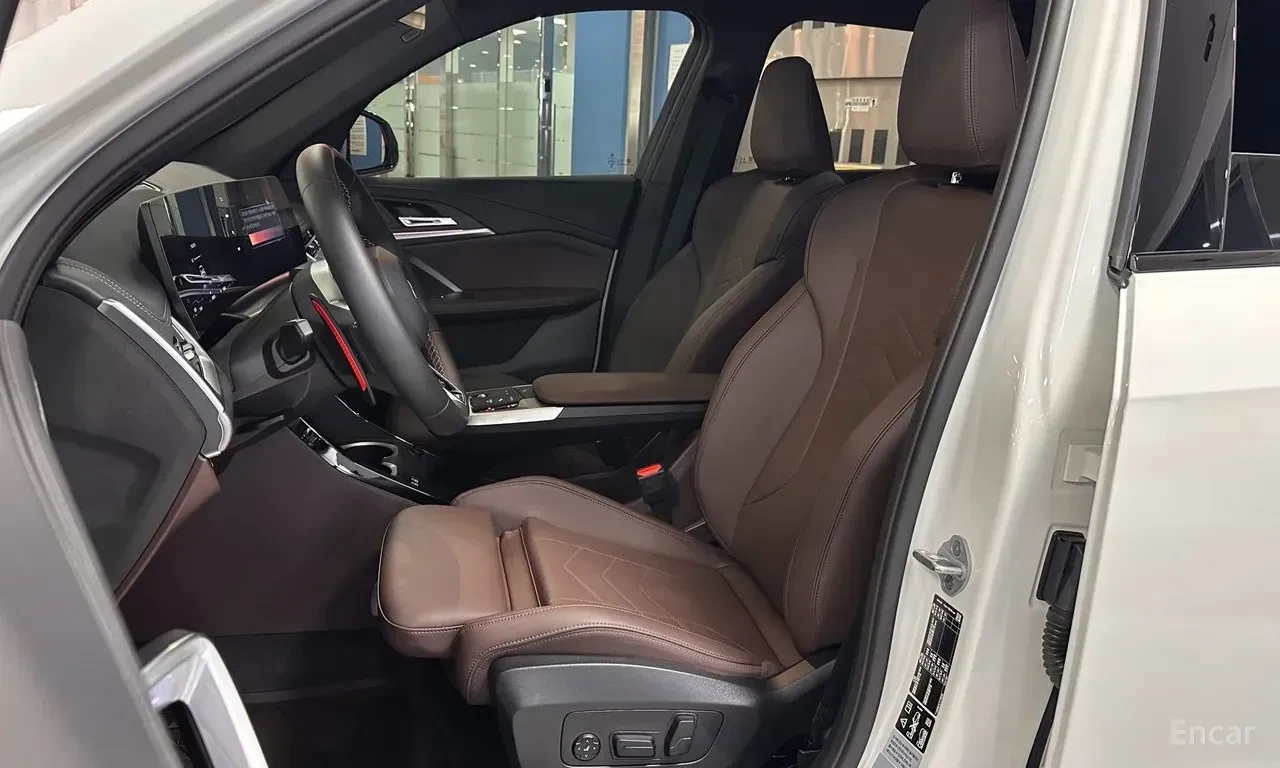 BMW X1 M35i* HARMON* KARDON* ХЕДЪП* 360КАМЕРА* , снимка 13 - Автомобили и джипове - 56129877