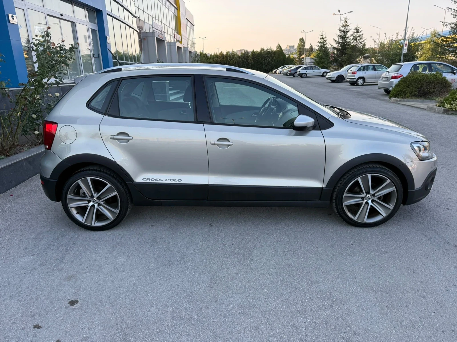 VW T-Cross 1600 TDI, снимка 5 - Автомобили и джипове - 56134593