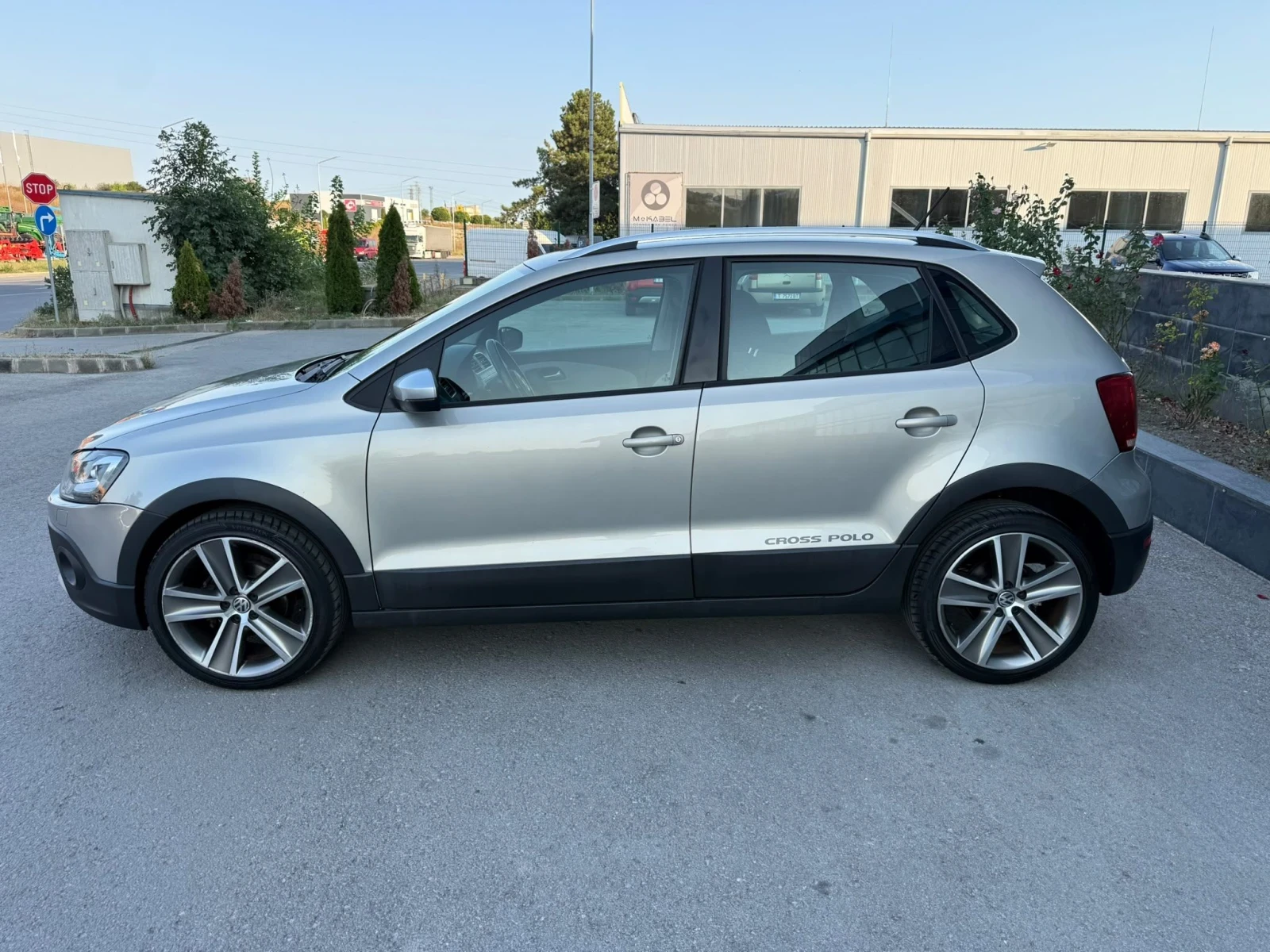 VW T-Cross 1600 TDI, снимка 2 - Автомобили и джипове - 56134593