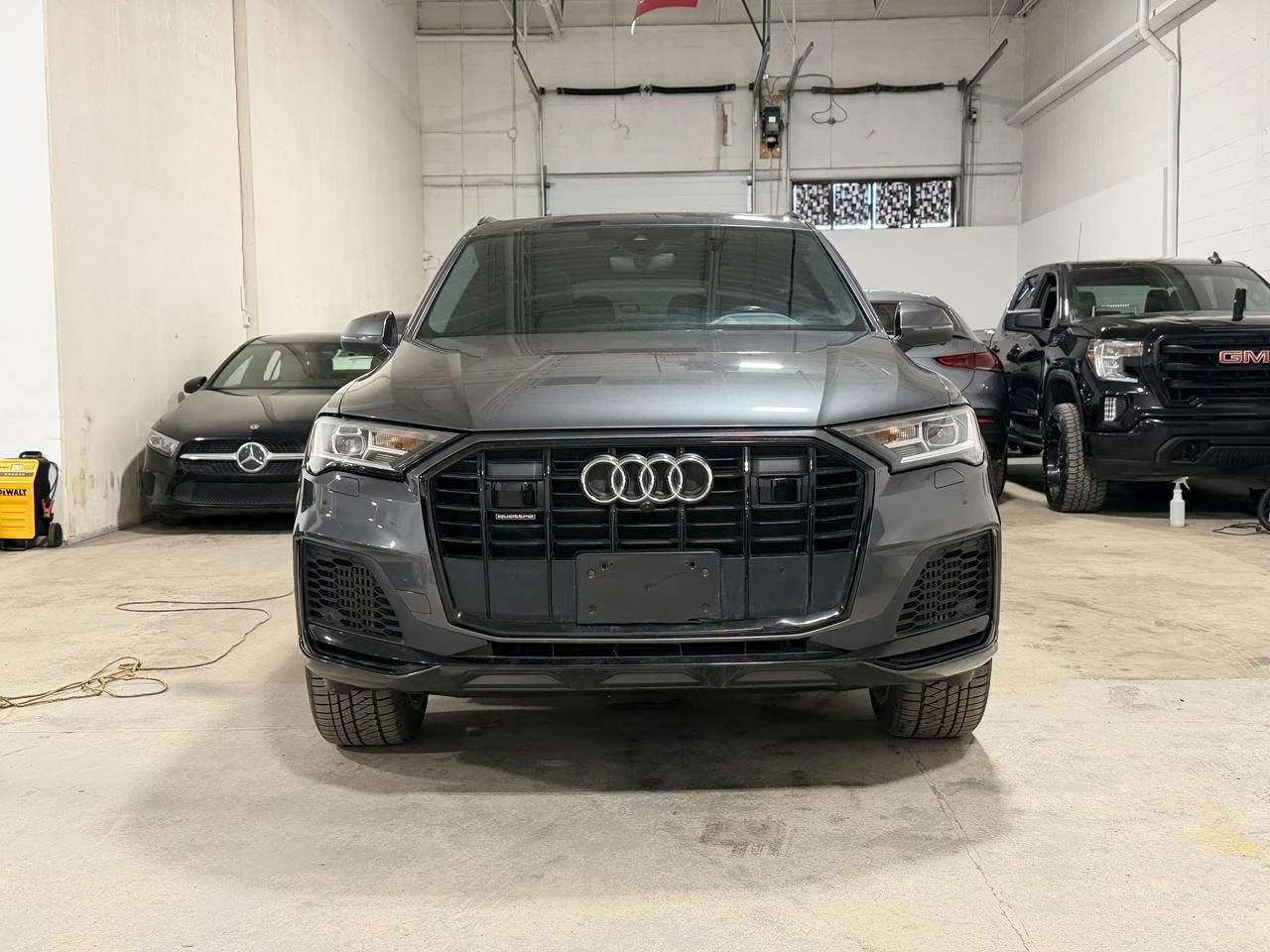 Audi Q7 PROGRESSIV | S-LINE | BLACK OPTICS PKG, снимка 2 - Автомобили и джипове - 56317908