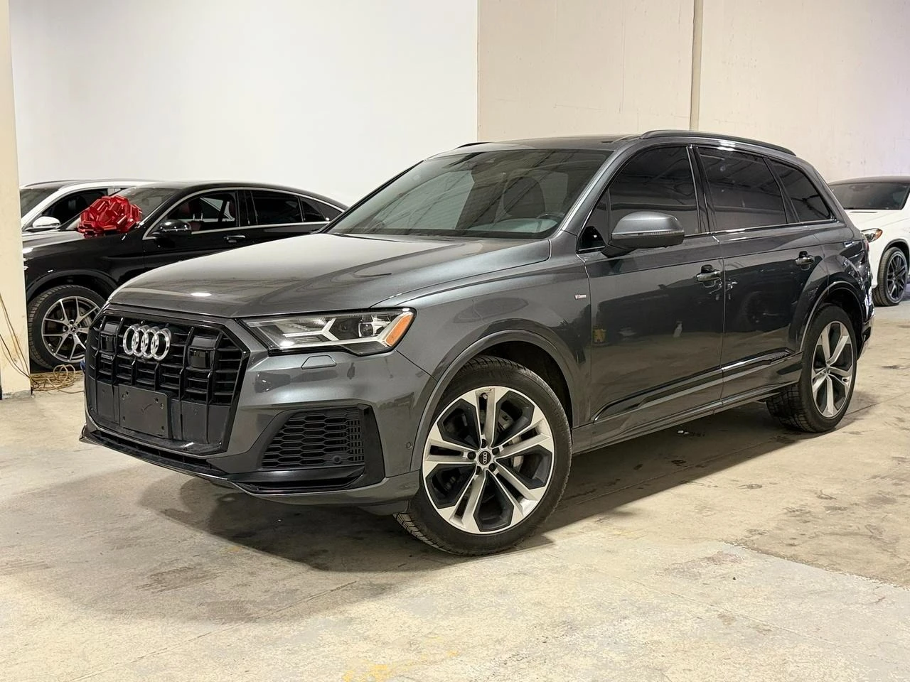 Audi Q7 PROGRESSIV | S-LINE | BLACK OPTICS PKG