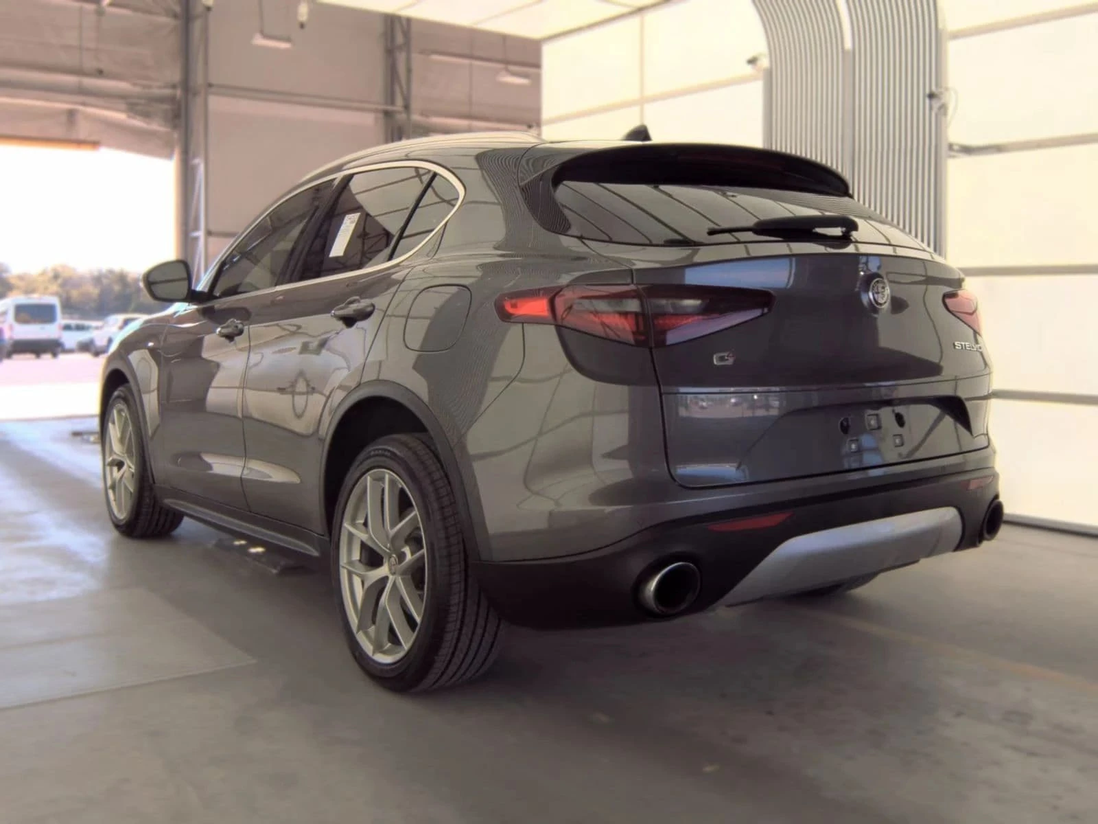 Alfa Romeo Stelvio, снимка 4 - Автомобили и джипове - 56683301