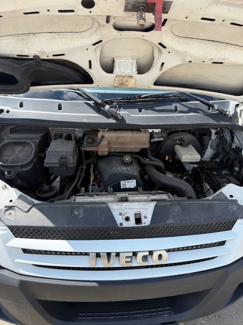 Iveco Daily, снимка 8 - Бусове и автобуси - 52950725